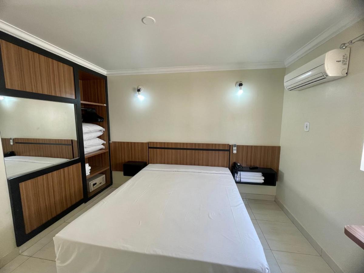 Diroma Resort Com Um Dia No Acqua Park Caldas Novas Εξωτερικό φωτογραφία