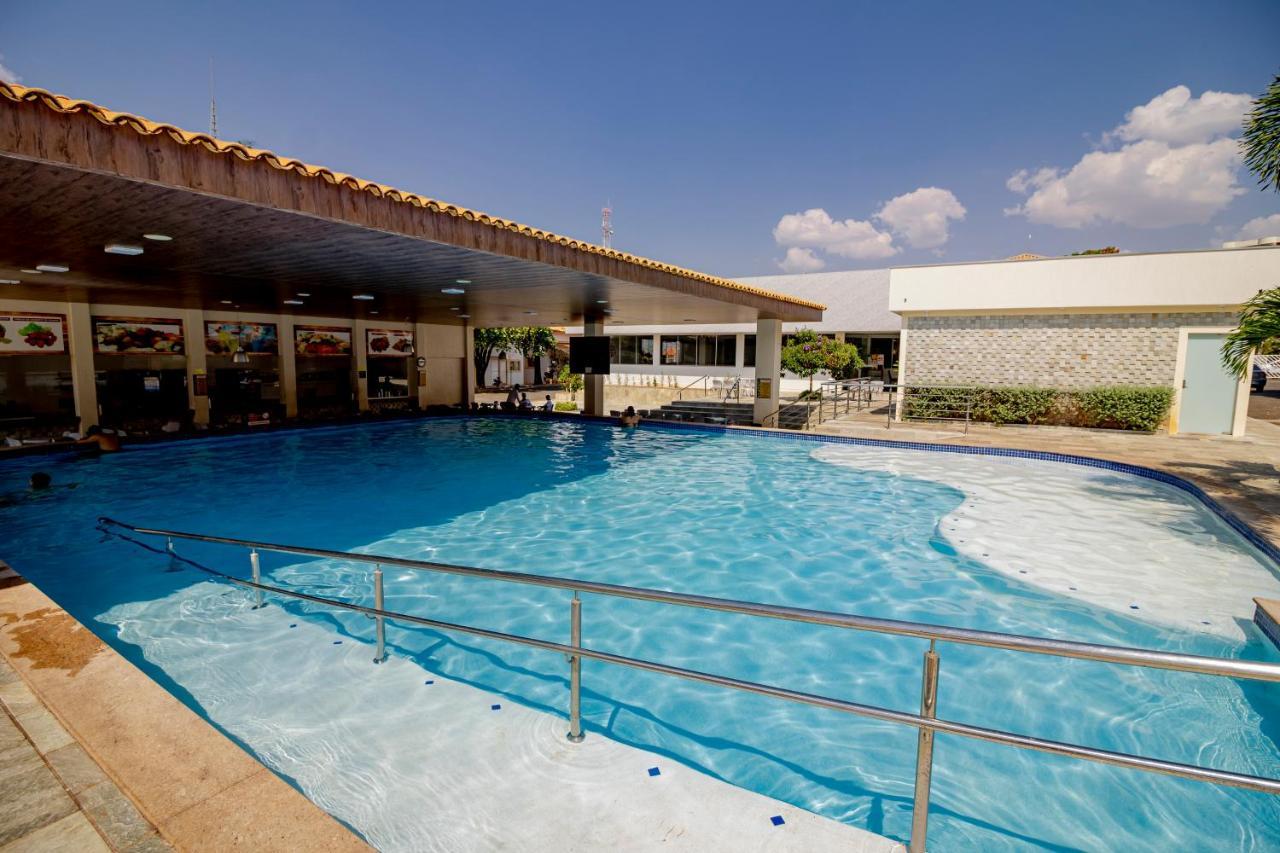 Diroma Resort Com Um Dia No Acqua Park Caldas Novas Εξωτερικό φωτογραφία