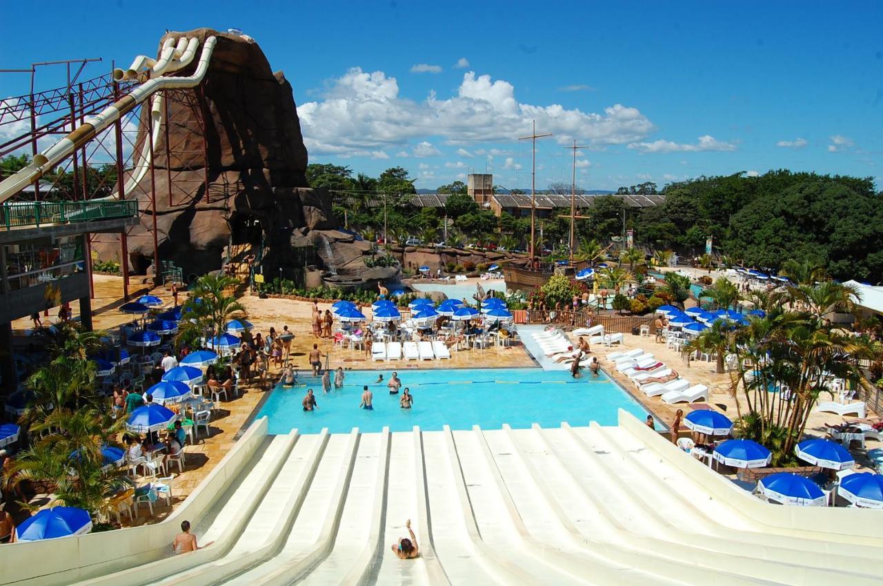 Diroma Resort Com Um Dia No Acqua Park Caldas Novas Εξωτερικό φωτογραφία