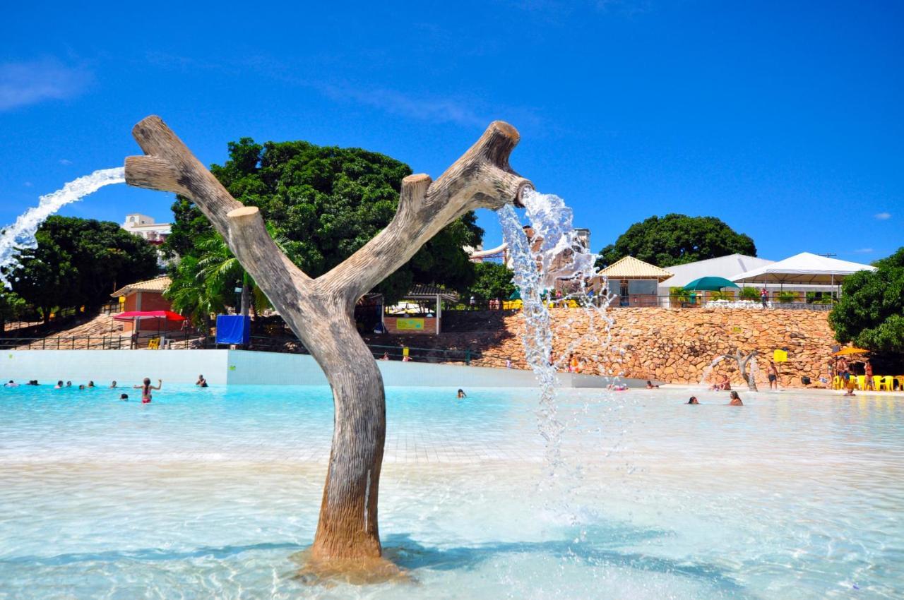 Diroma Resort Com Um Dia No Acqua Park Caldas Novas Εξωτερικό φωτογραφία