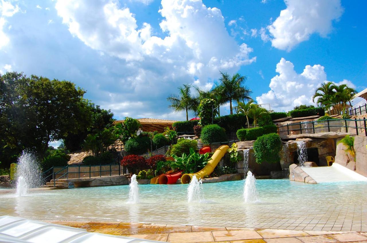 Diroma Resort Com Um Dia No Acqua Park Caldas Novas Εξωτερικό φωτογραφία